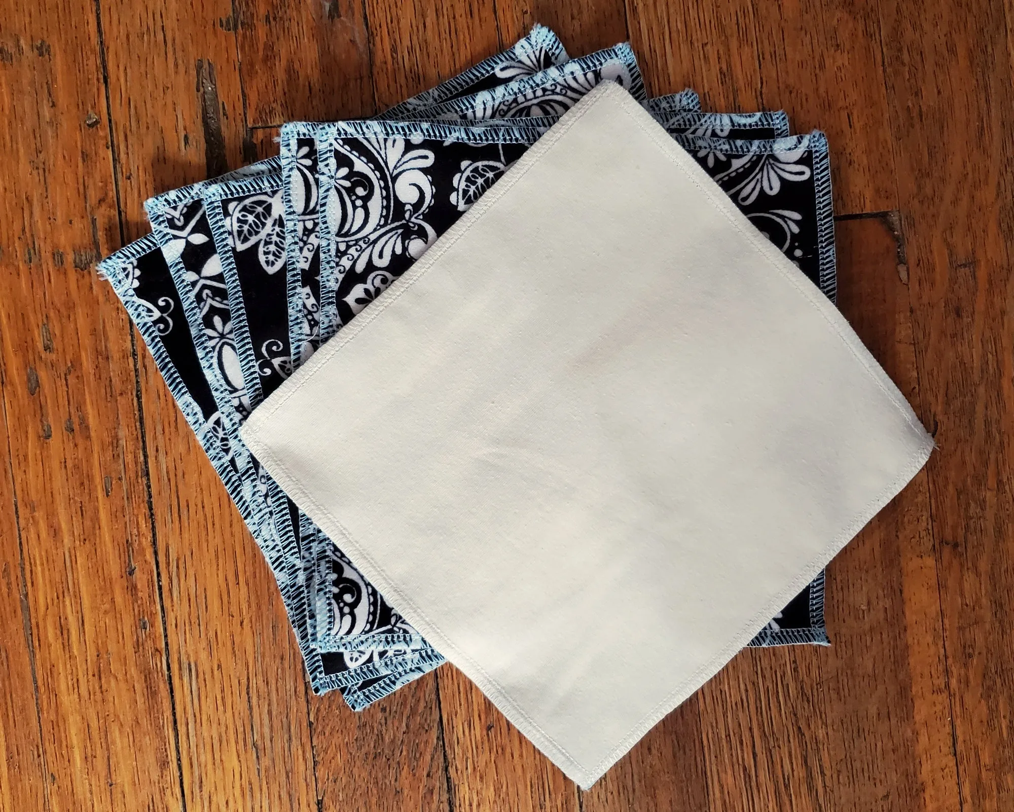 Cloth Wipes Set of Six - Black and White