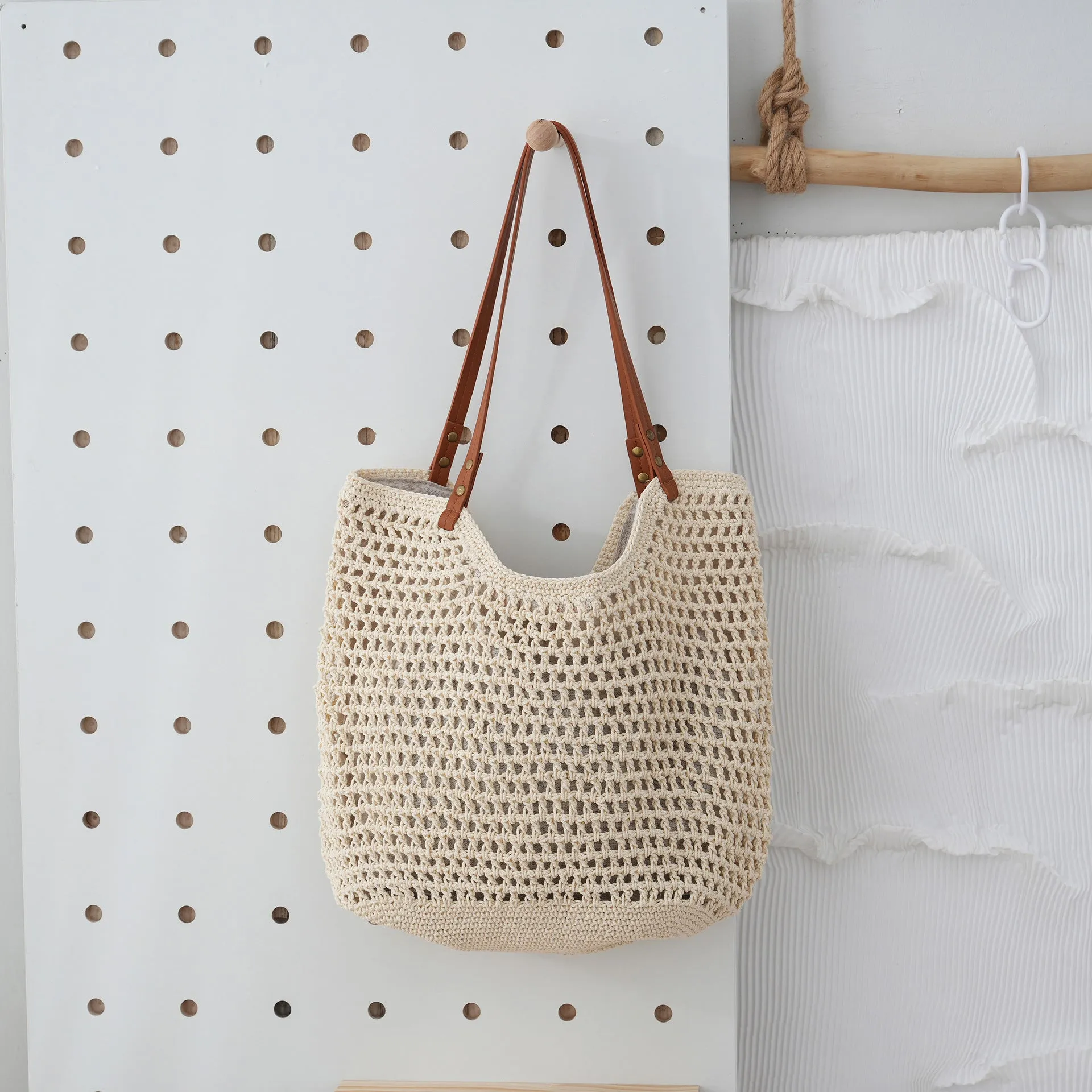 Mesh Woven Lightweight Straw Handbag