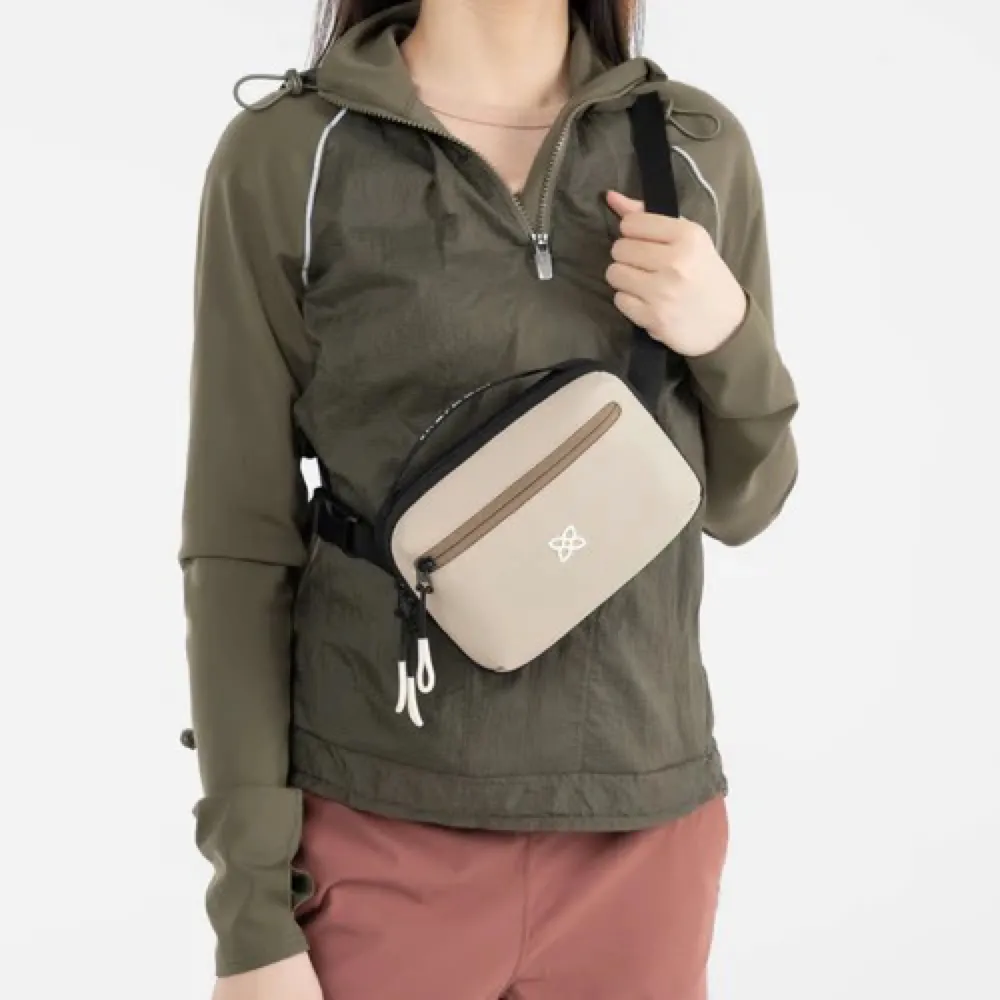 Sherpani Hyk Hip Pack in Con Leche Beige